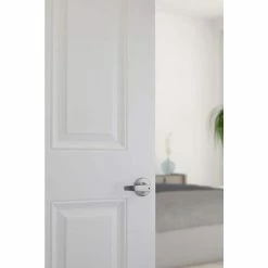 Kwikset Delta Satin Chrome Privacy Bed/Bath Door Handle with Lock 9 Kwikset Delta Satin Chrome Privacy Bed/Bath Door Handle with Lock -Kwikset Sales Shop kwikset privacy door handles 300dl 26d 6al r 4f 1000