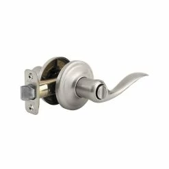 Kwikset Tustin Satin Nickel Privacy Bed/Bath Door Handle Featuring Microban Antimicrobial Technology with Lock -Kwikset Sales Shop kwikset privacy door handles 730tnl 15 6al rcs 1d 1000